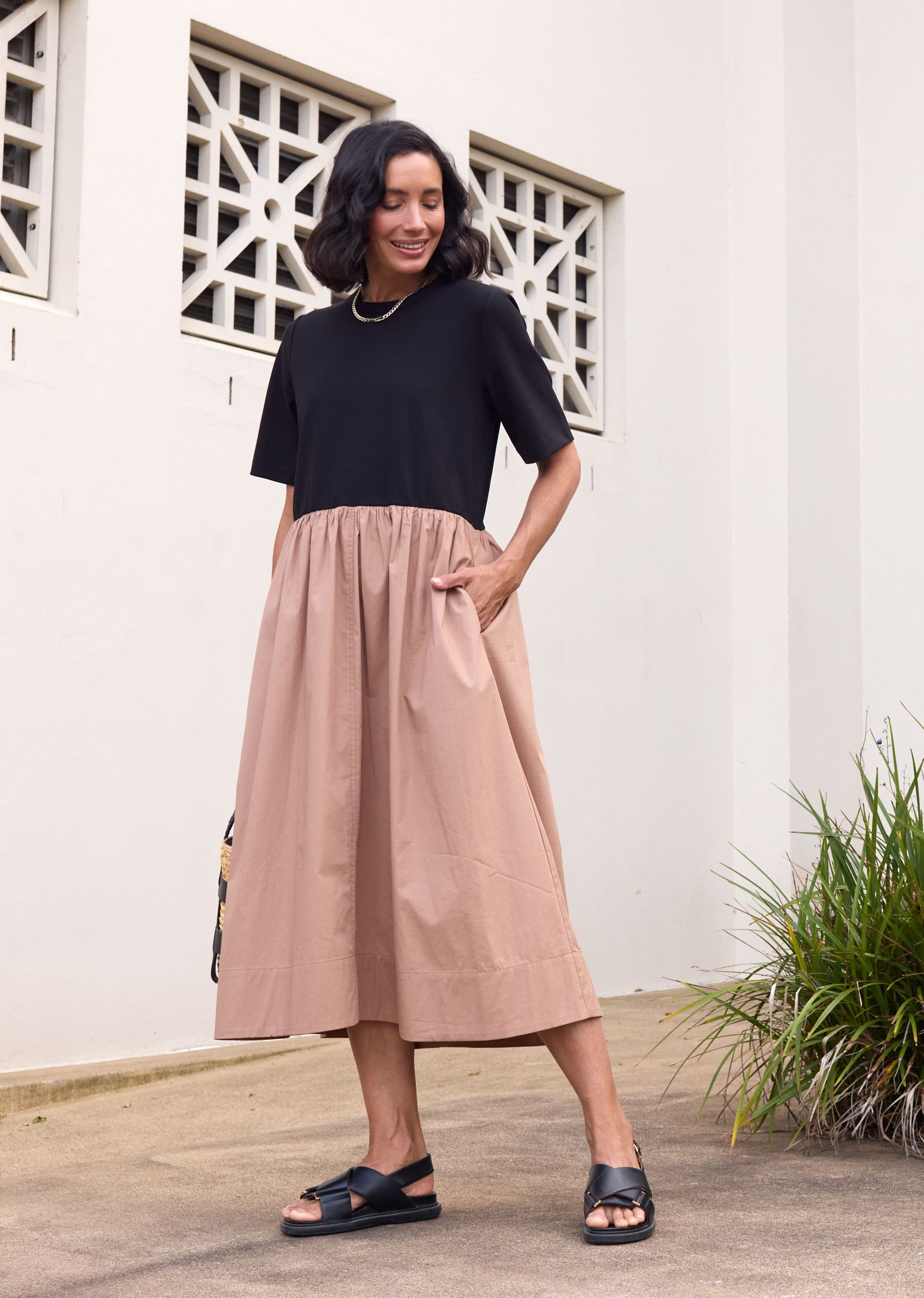 MIMI MIDI DRESS - BLACK/CAMEL