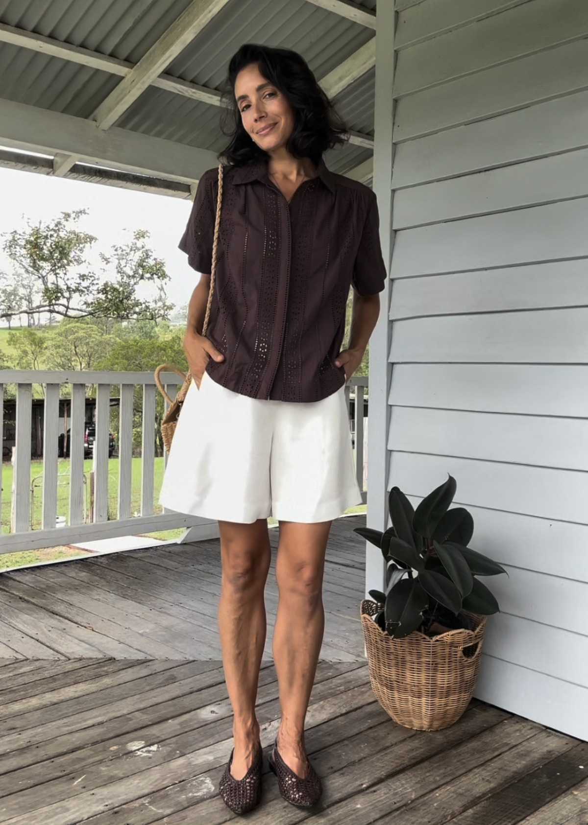 SADIE EMBROIDERED SHIRT - CHOCOLATE